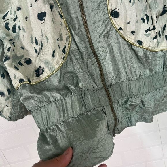 CA Sport Vintage Track suit Womens size Small Large Nylon Windbreaker suit - Picture 7 of 16